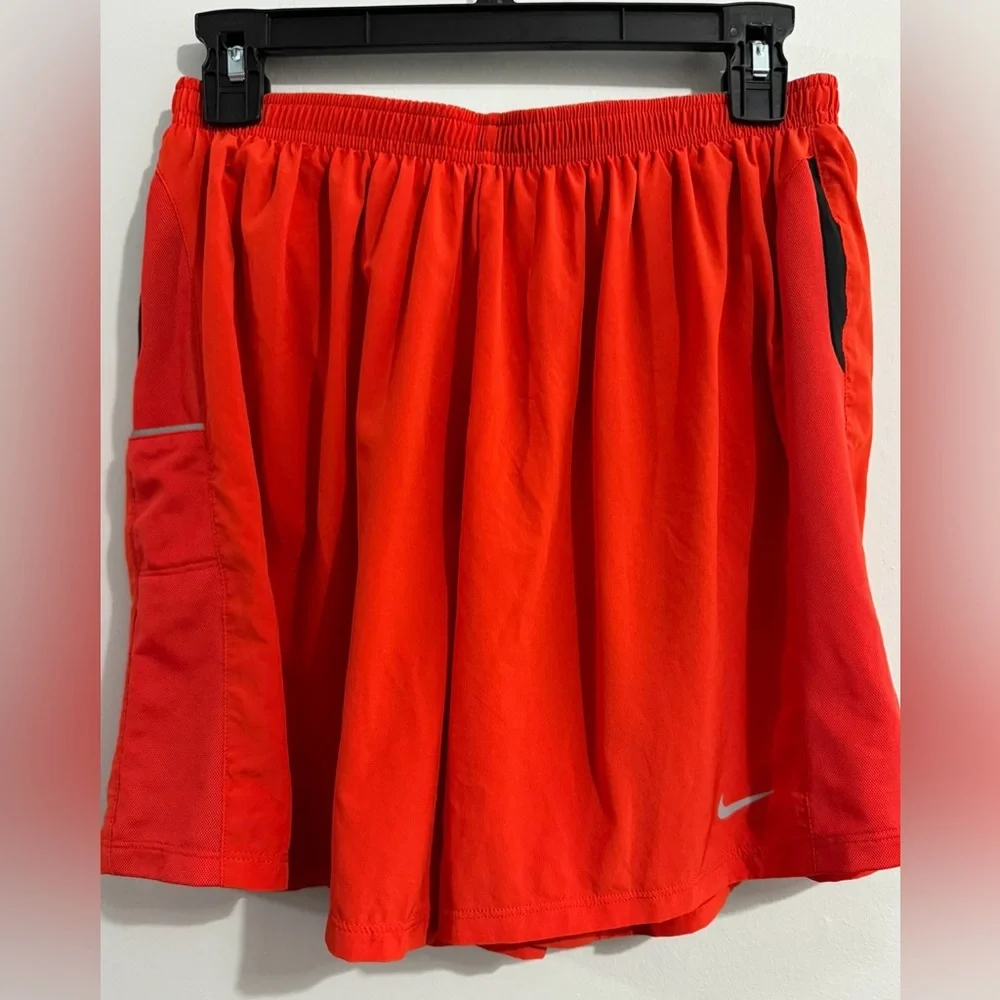Nike Mens Athletic Shorts Size L